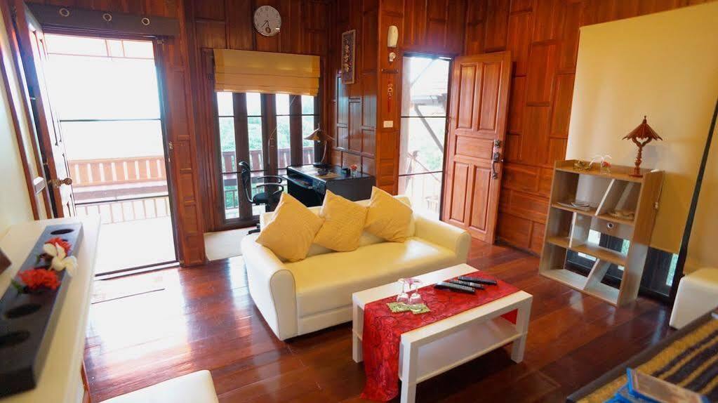 Villa Ayutthaya At Kantiang Bay เกาะลันตา ภายนอก รูปภาพ
