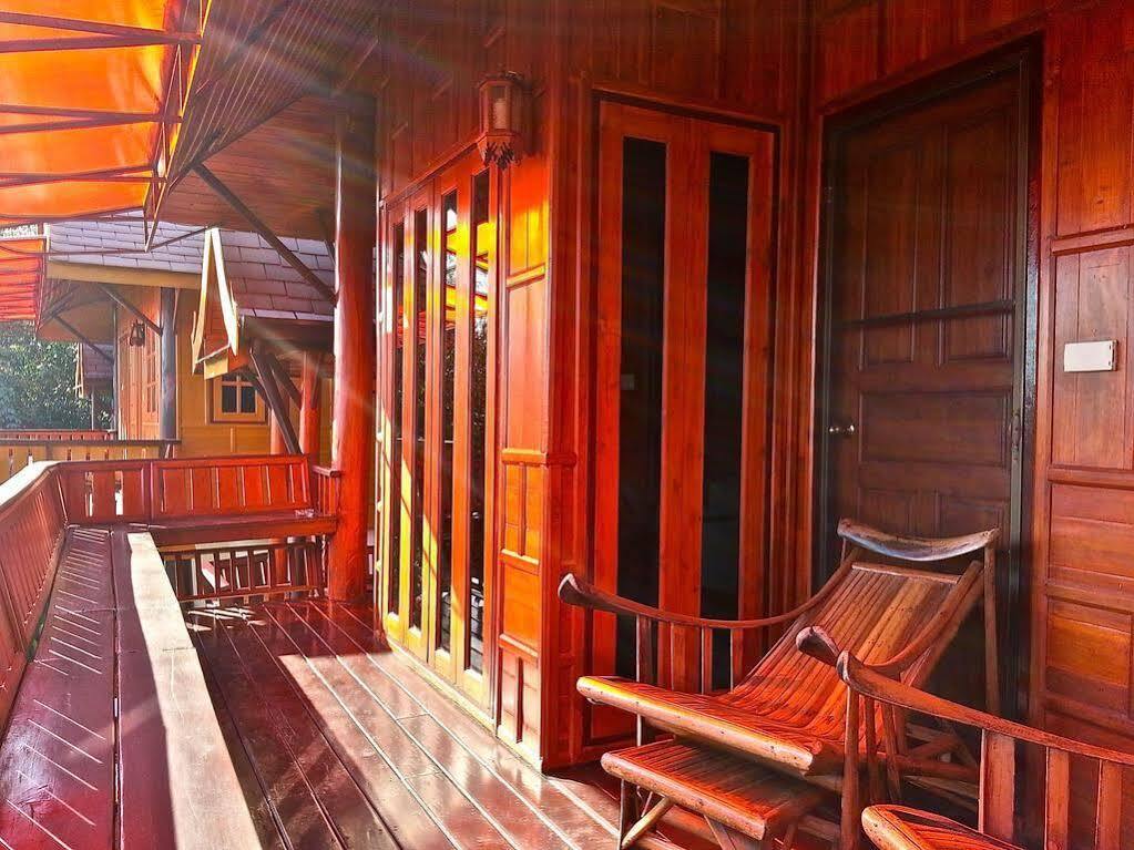 Villa Ayutthaya At Kantiang Bay เกาะลันตา ภายนอก รูปภาพ